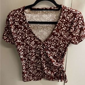 No Boundaries Floral Tie Shirt